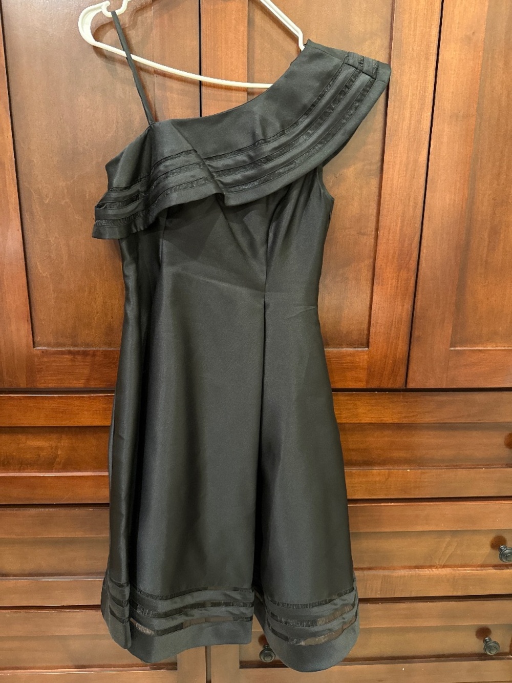 Adrianna Papell Black One-Shoulder Cocktail Dress Size 6
